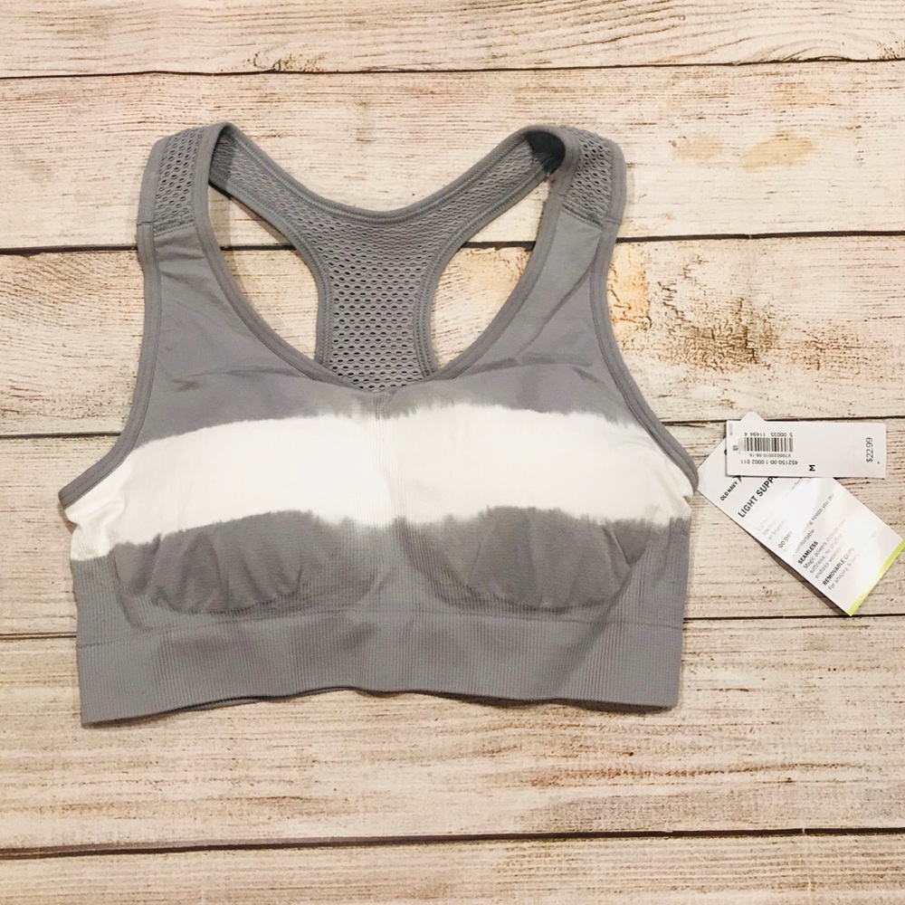 NWT Old Navy Seamless Racerback Sports Bra Size M